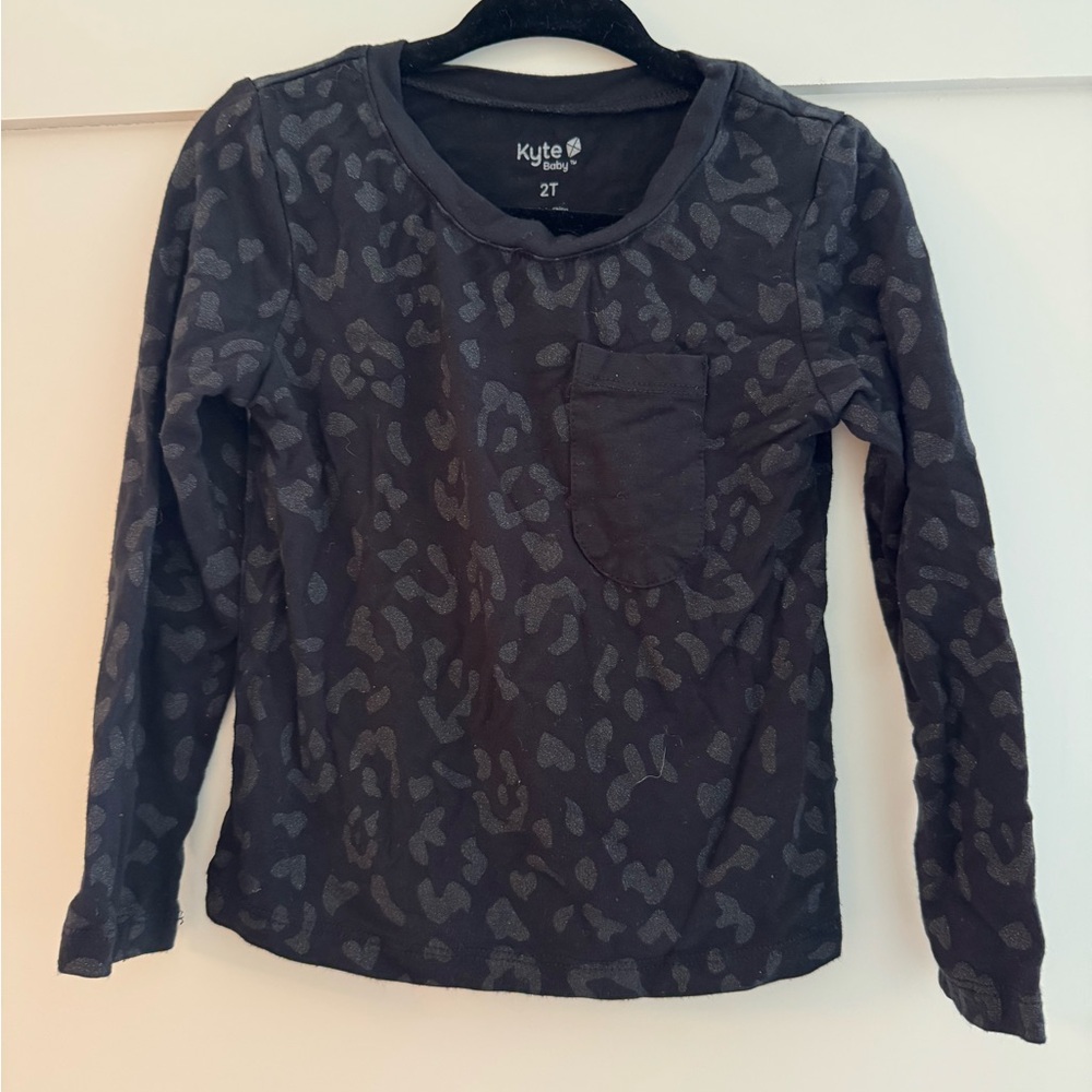 Kyte Baby Midnight Leopard Toddler Long Sleeve 2T